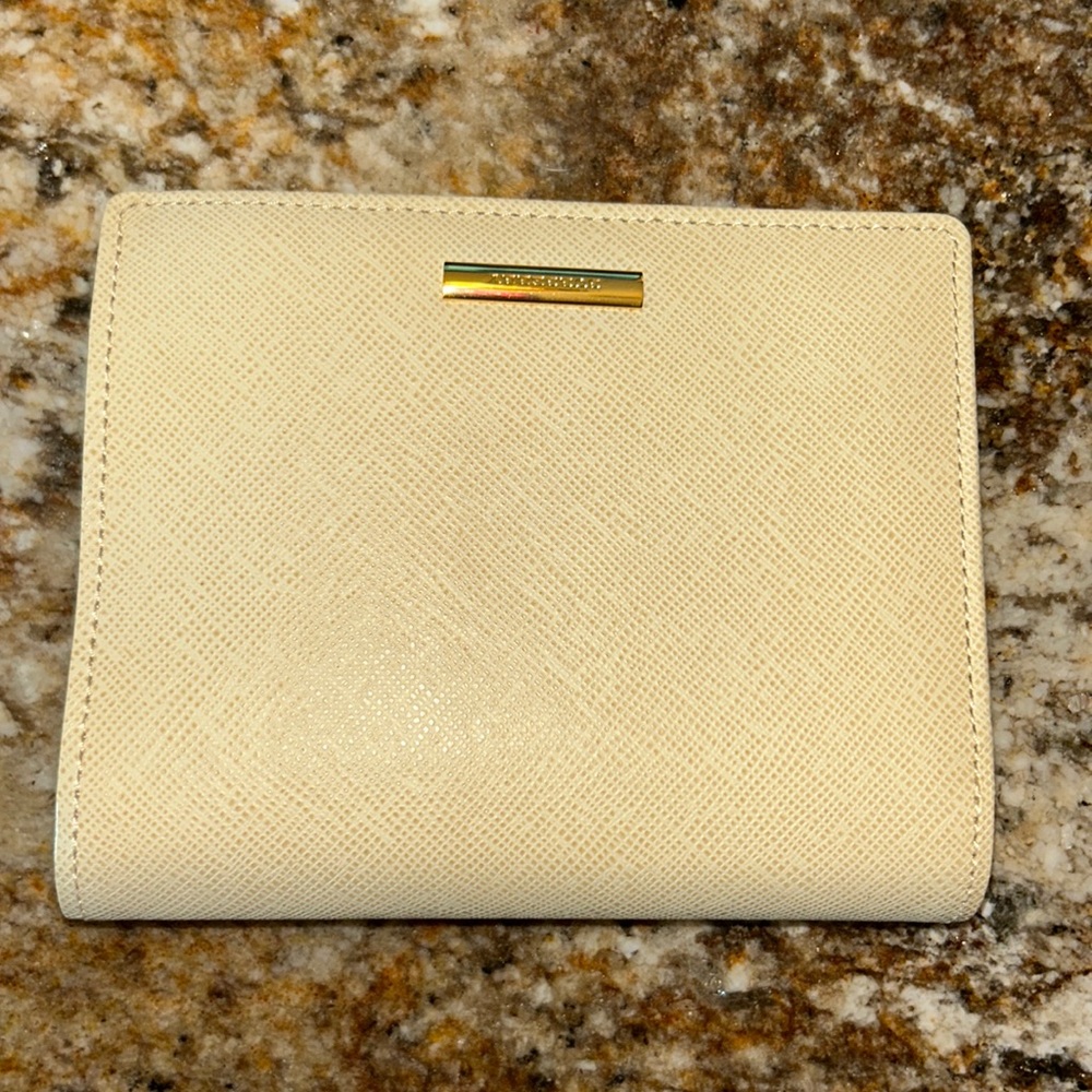 Burberry Cream Bifold Leather Wallet - NWOT